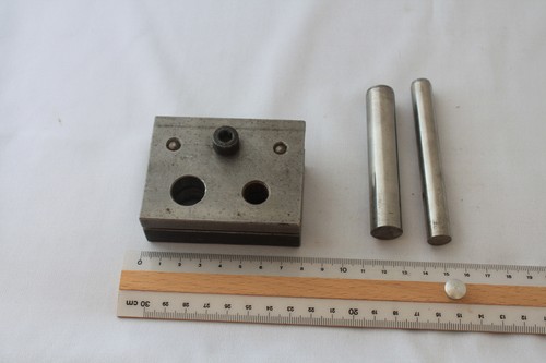 Aushauer rund 12mm - , 16mm